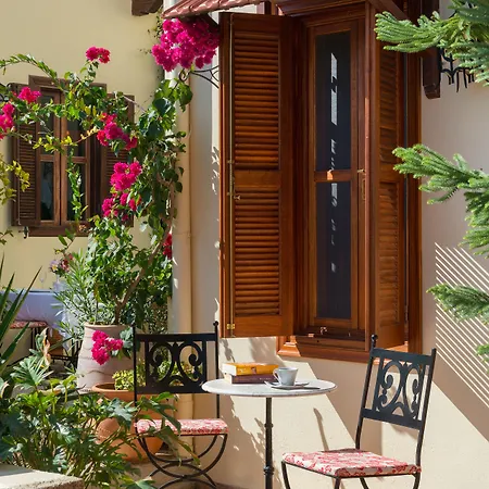 Hotel Nikos Takis Fashion Boutique