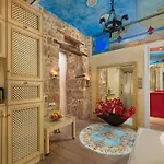 Nikos Takis Fashion Boutique Ξενοδοχείο 4*