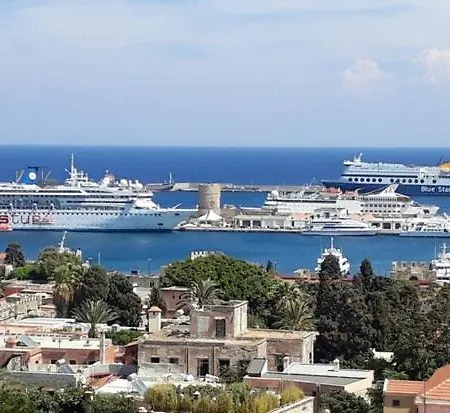 Hotel Nikos Takis Fashion Boutique