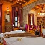 Nikos Takis Fashion Boutique Hotel 4*