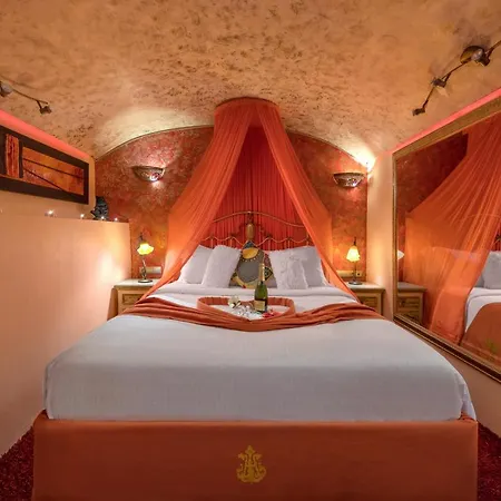 Nikos Takis Fashion Boutique Hotel 4*