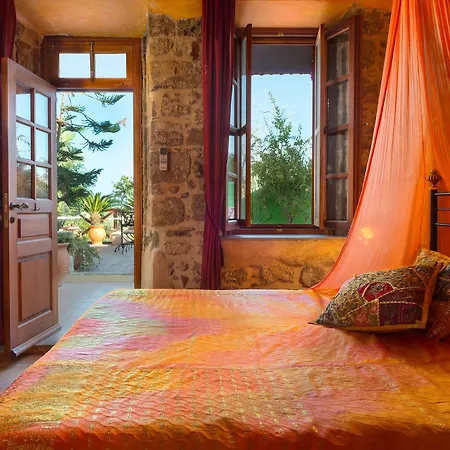 Hotel Nikos Takis Fashion Boutique 4*